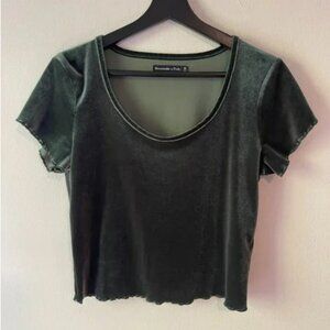 Abercrombie & Fitch green velvet cropped t shirt